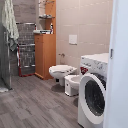 Super Leisure Vila-plazhi San Pietro, Gjiri I Lalezit Villa *