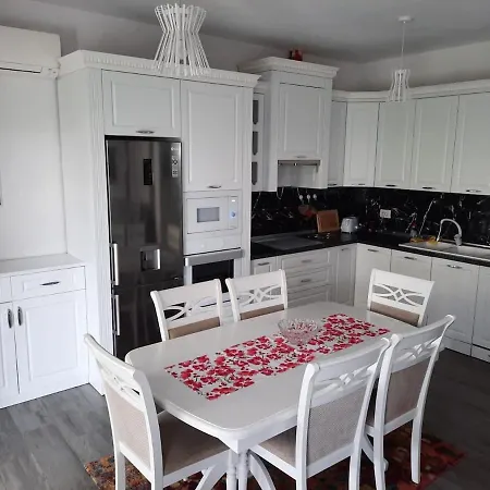 Super Leisure Vila-gjiri I Lalezit ヴィラ Plazhi San Pietro