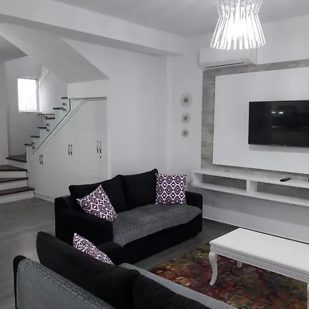 Super Leisure Vila-gjiri I Lalezit Plazhi San Pietro