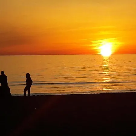 Super Leisure Vila-plazhi San Pietro, Gjiri I Lalezit Вилла Plazhi San Pietro