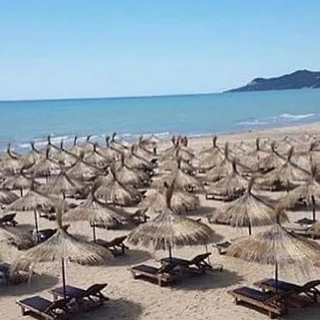 Super Leisure Vila-gjiri I Lalezit