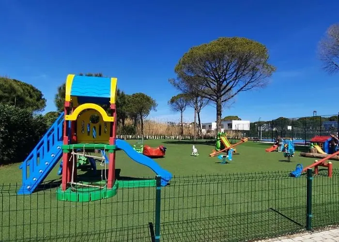 Super Leisure Vila-plazhi San Pietro, Gjiri I Lalezit Plazhi San Pietro